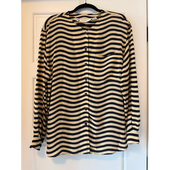 Anne Klein II Silk Button Up Blouse in Navy/Beige Stripe, Size 10 - Picture 3 of 7